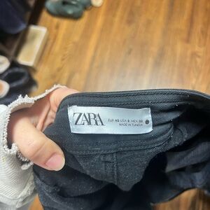 Zara Elegant Black Apparel